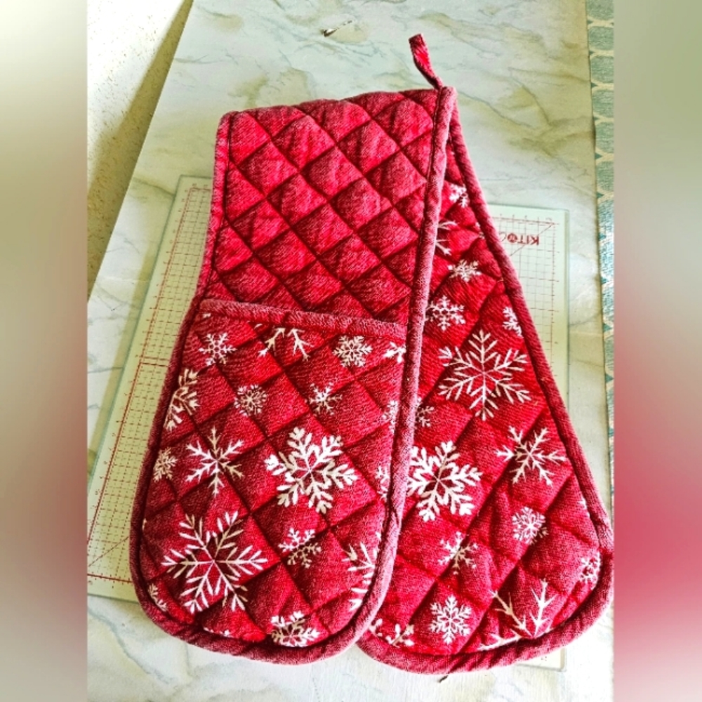 Christmas Snowflakes Oven Pot Holder